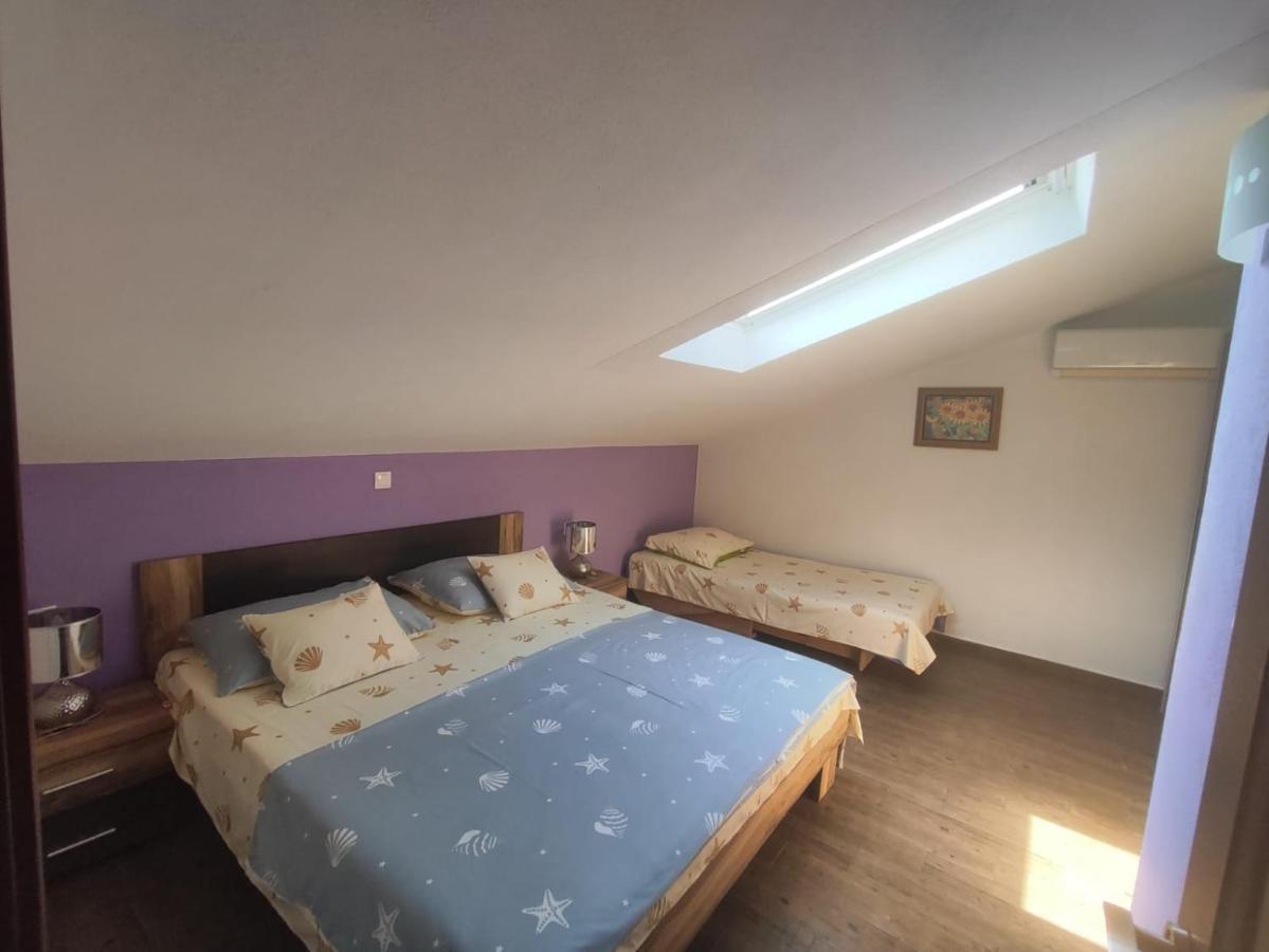 Apartmani Nada Mustapic Brela Exterior foto