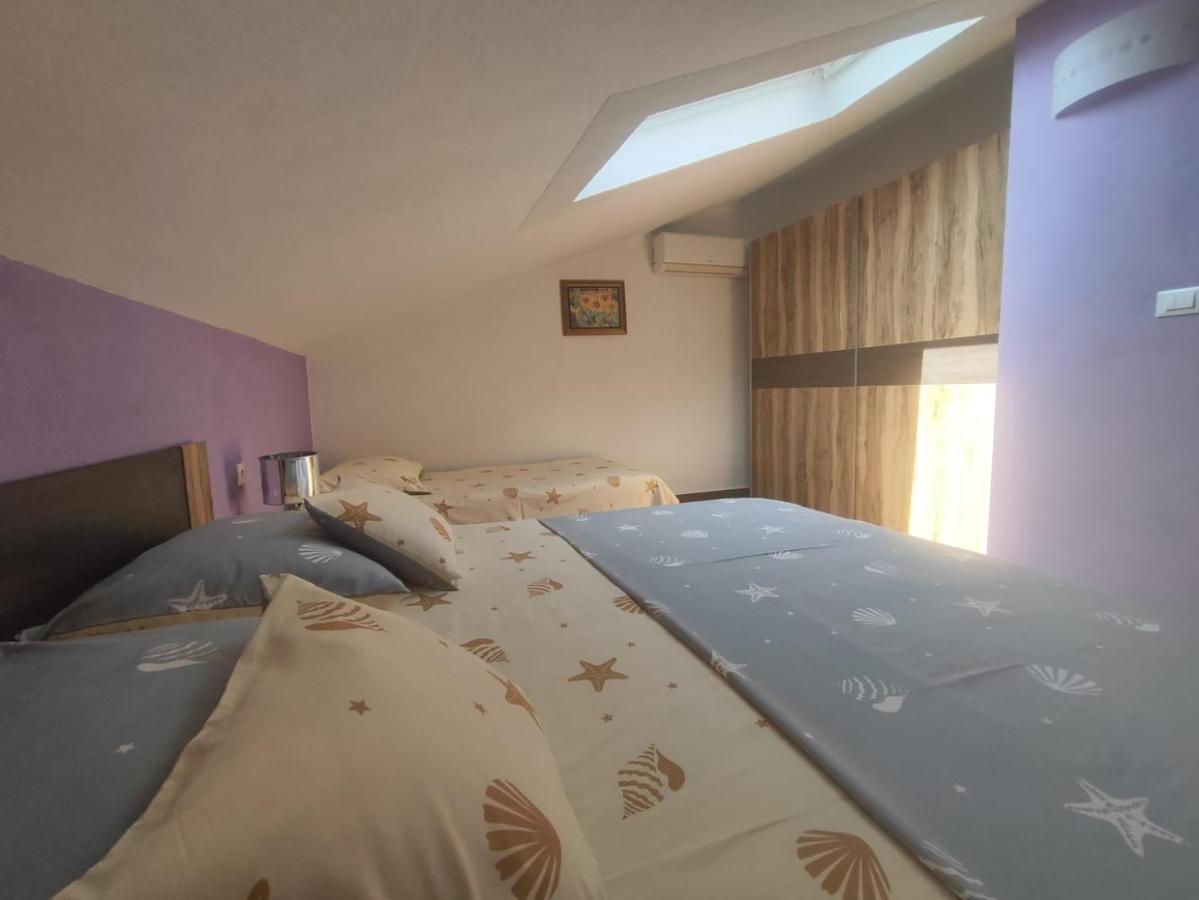 Apartmani Nada Mustapic Brela Exterior foto