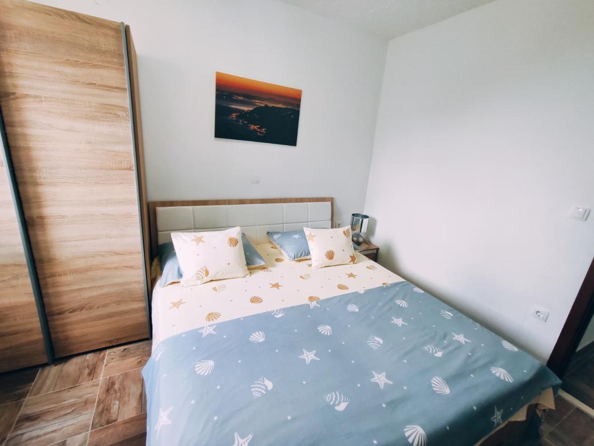 Apartmani Nada Mustapic Brela Exterior foto